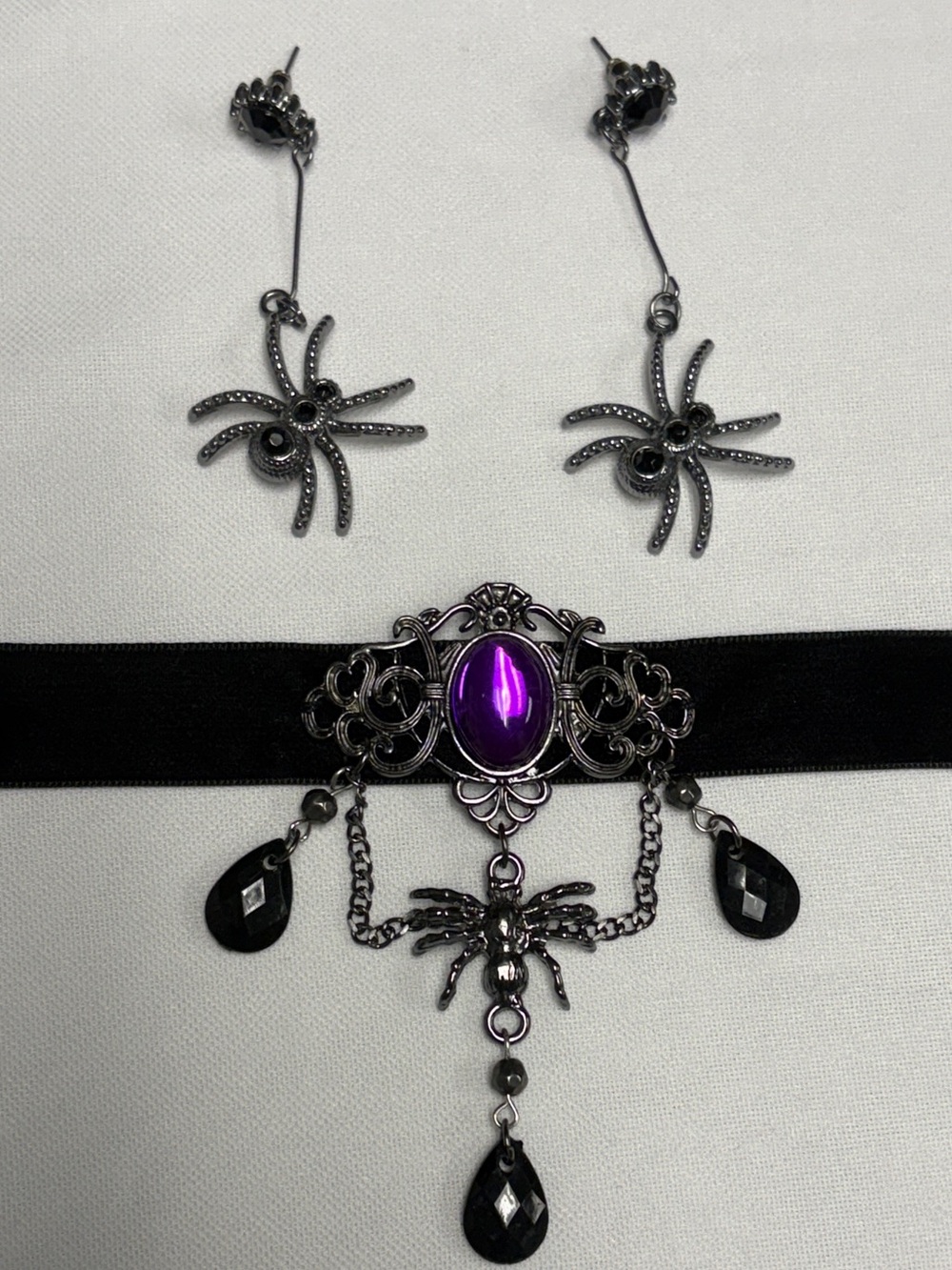 Gothic Spider Choker and Drop Earrings Set - Purple and Black